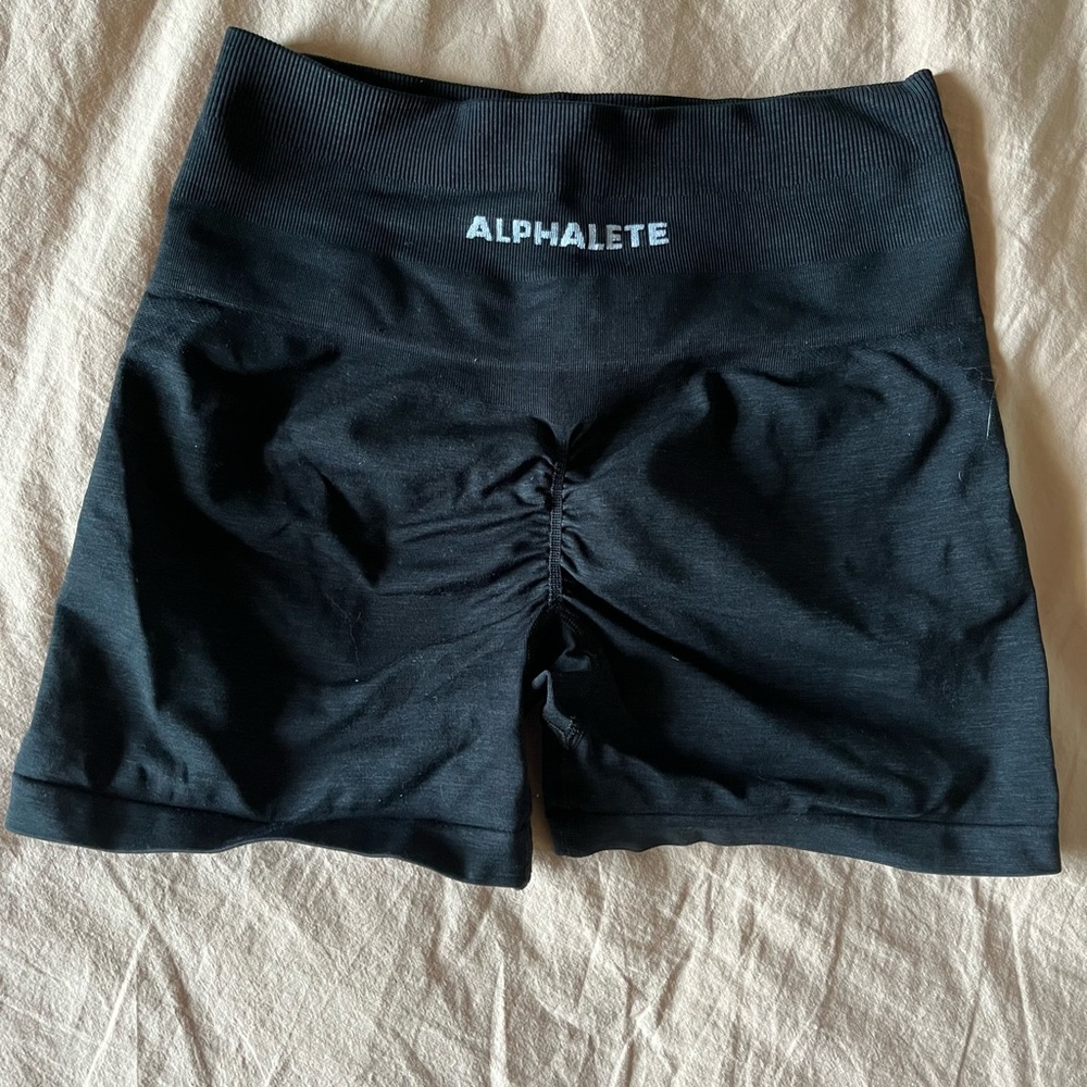 Alphalete Amplify Short